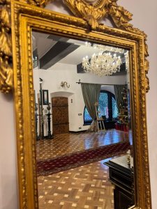Art. History. Experience. – Descoperă camera secretă de poker privat în București exclusivistă